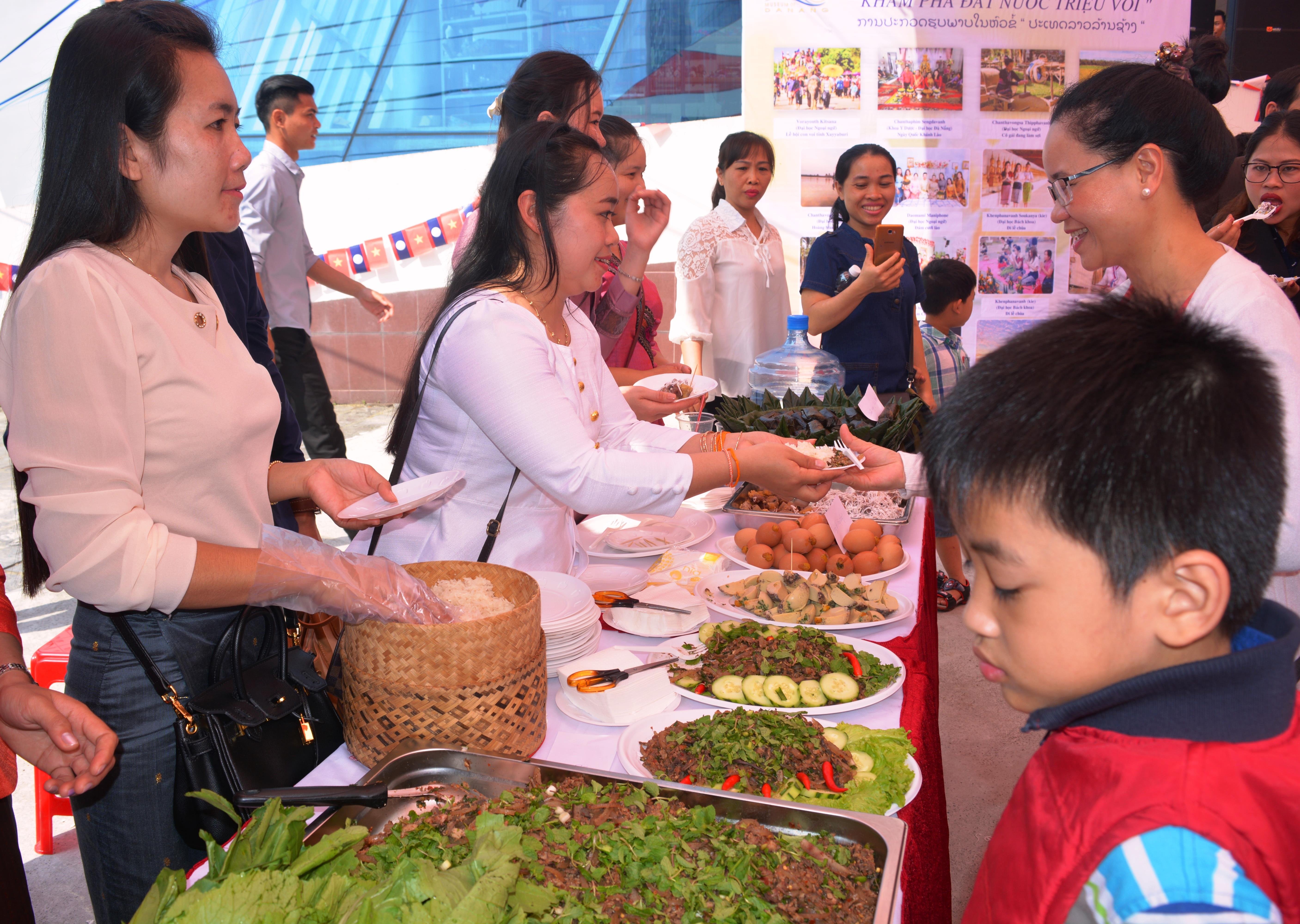 Những “đứa con